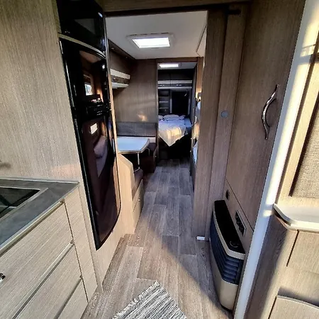 Kamp alanı Stawy Marcowe W Gluszycy