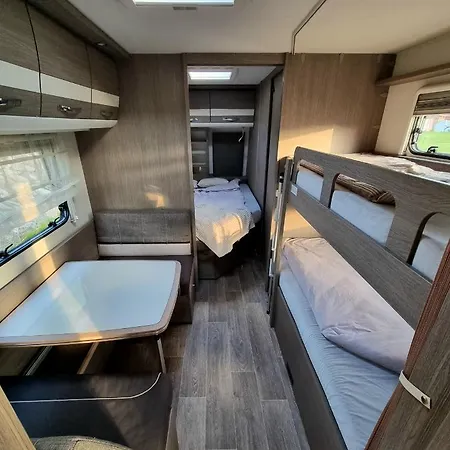 Stawy Marcowe W Gluszycy Kamp alanı Gluszyca